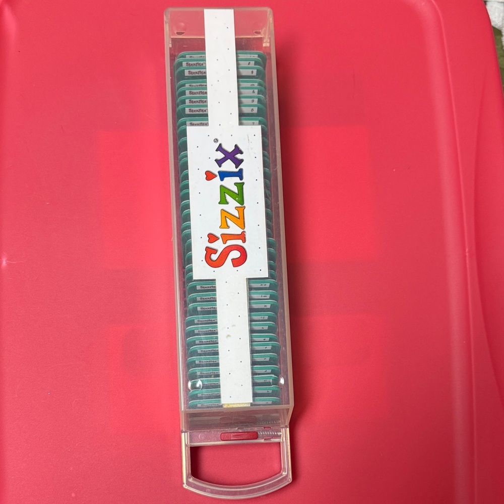 New Sizzix Sizzlits Bozo Die Alphabet & Numbers Symbols Set Shadows Storage Case